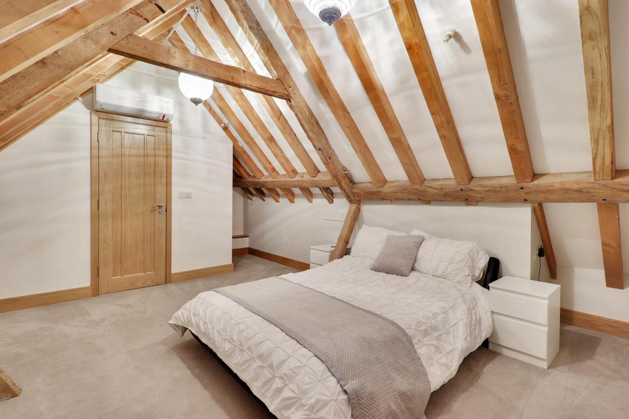 Вілла Alpaca House - Sleeps 17 - Diy Hot Tub Грейвсенд Екстер'єр фото